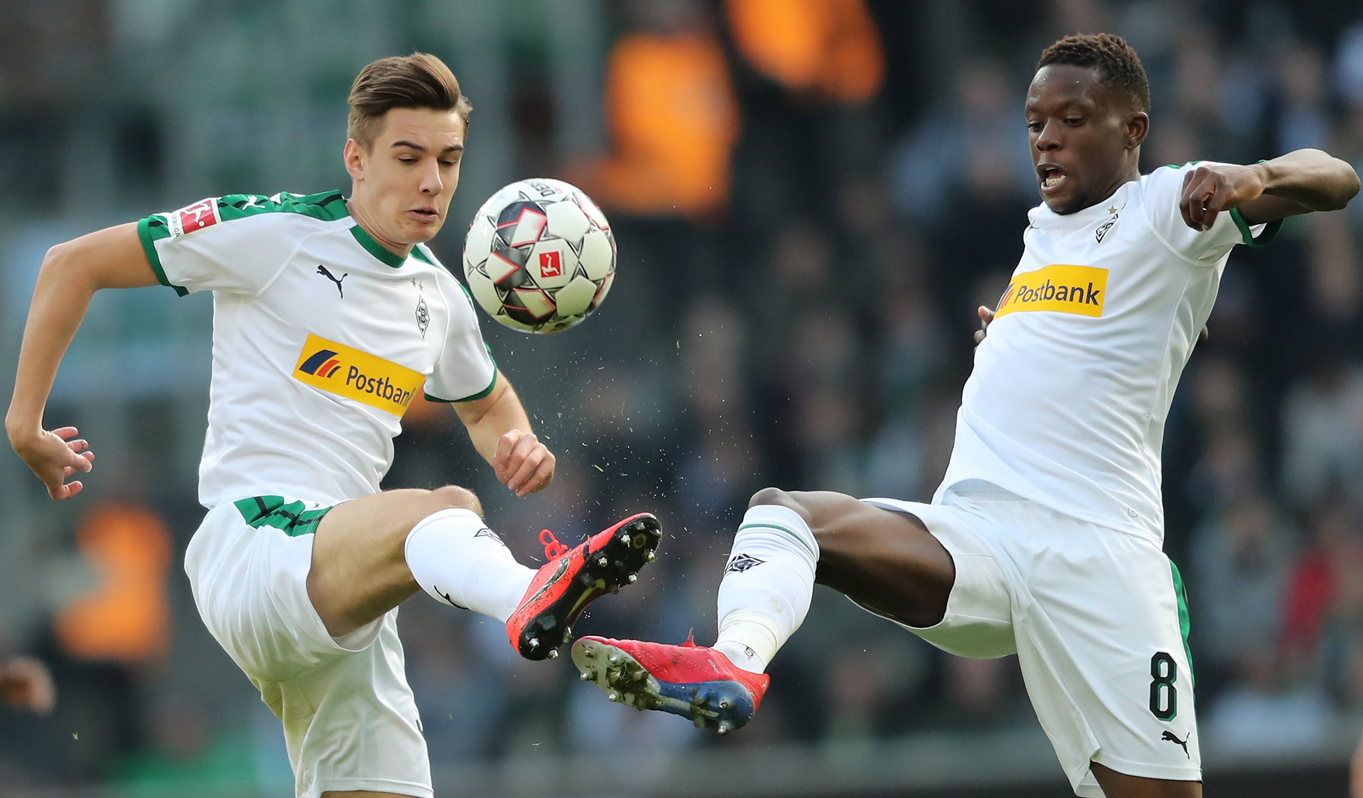 德甲赛程吃紧，多特蒙德赛后战术微调，底气十足，赛季目标并未改变的简单介绍